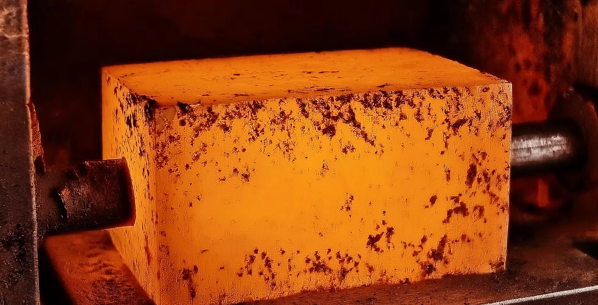 DAT55G+ Titanium 소재